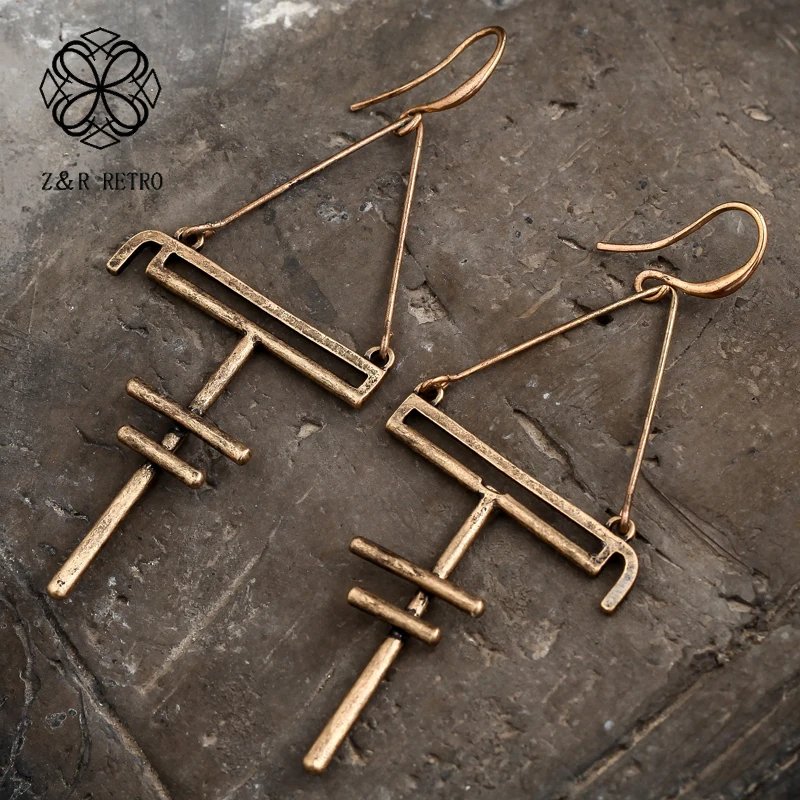 

Fashion Triangle Geometric Hanging Earrings Vintage Zinc Alloy Statement Earrings 2018 Women Party Jewelry Pendientes HE057