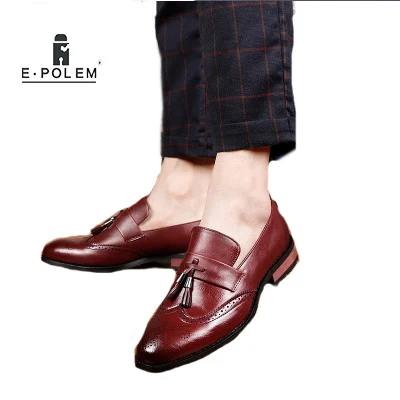 

2018 New Men's Casual Shoes British Fashion Retro Wind Pointed Men's Shoes Soft Leather Feet Dress Single Shoes