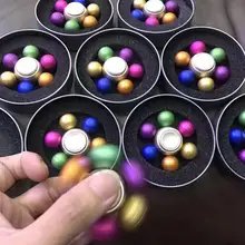 Шесть красочных лучшие ручные цепи ювелирные изделия ручной Спиннер для лучшей фокусировки уменьшить аутизм ADHD, антистрессовые игрушки с подарочной коробкой