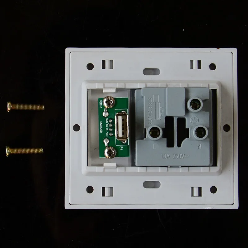 3 предмета в комплекте 86 Тип Великобритания Стандартный сетевой розетке с USB Гнездо 250 В 13A CR-DS