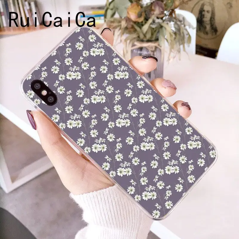 Fresh green small floral