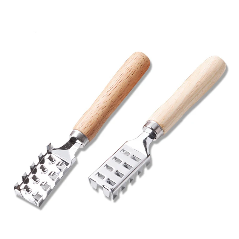 Kitchen accessories Wooden handle Fish scale Skin Brush Scraping Graters Fast Remove Fish Cleaning  planing Scraper Kitchen Tool