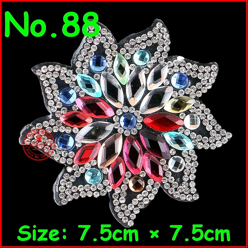 

3Pcs/Lot Hot Fix Rhinestone Iron On Heat Transfer Crystal Motif Color Flower Diy women phone Crystal Patche Applique DIY Garment