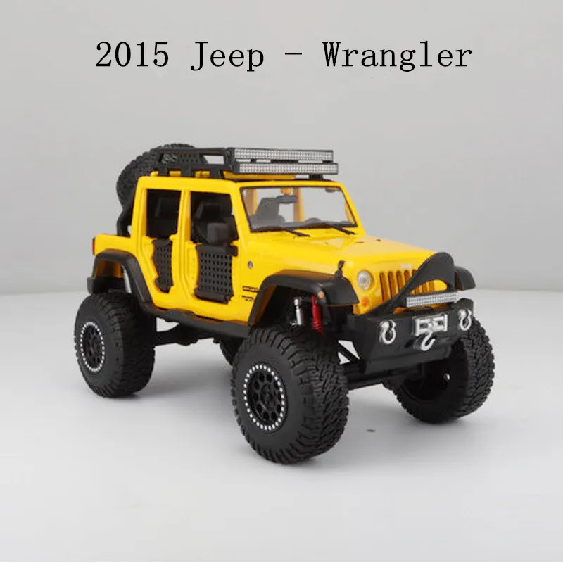 Maisto 1:24 Jeep-Wrangler Land Rover производитель уполномоченный литая модель машины образец прикладного искусства Украшение коллекции игрушечных инструментов - Цвет: 2015 Jeep - Wrangler