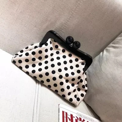 

NEW luxury brand Fashion New Handbag High quality Women bag Sweet Lady Shoulder bag Shells Messenger Female bag Wave point