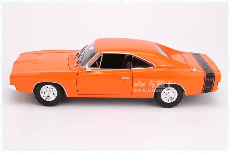 1:18 весы для Dodge Challenger, модель спортивного автомобиля, имитация сплава, Игрушечная модель автомобиля с рулевым колесом, управление передним колесом, Рулевое управление