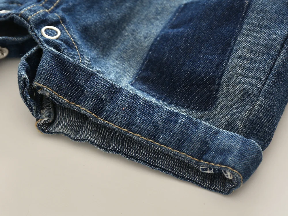 4535475275_2068599042