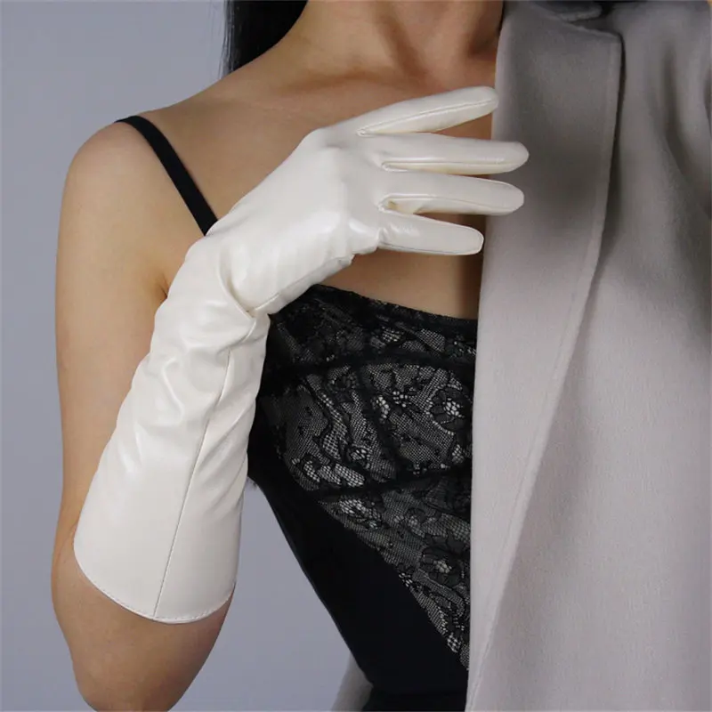 New 2019 Patent Leather Gloves Female Long PU Simulation Leather Warm Bright Leather Mirror Blue 40cm Woman's Gloves P59 New 2019 Patent Leather Gloves Female Long PU Simulation Leather Warm Bright Leather Mirror Blue 40cm Woman's Gloves P59