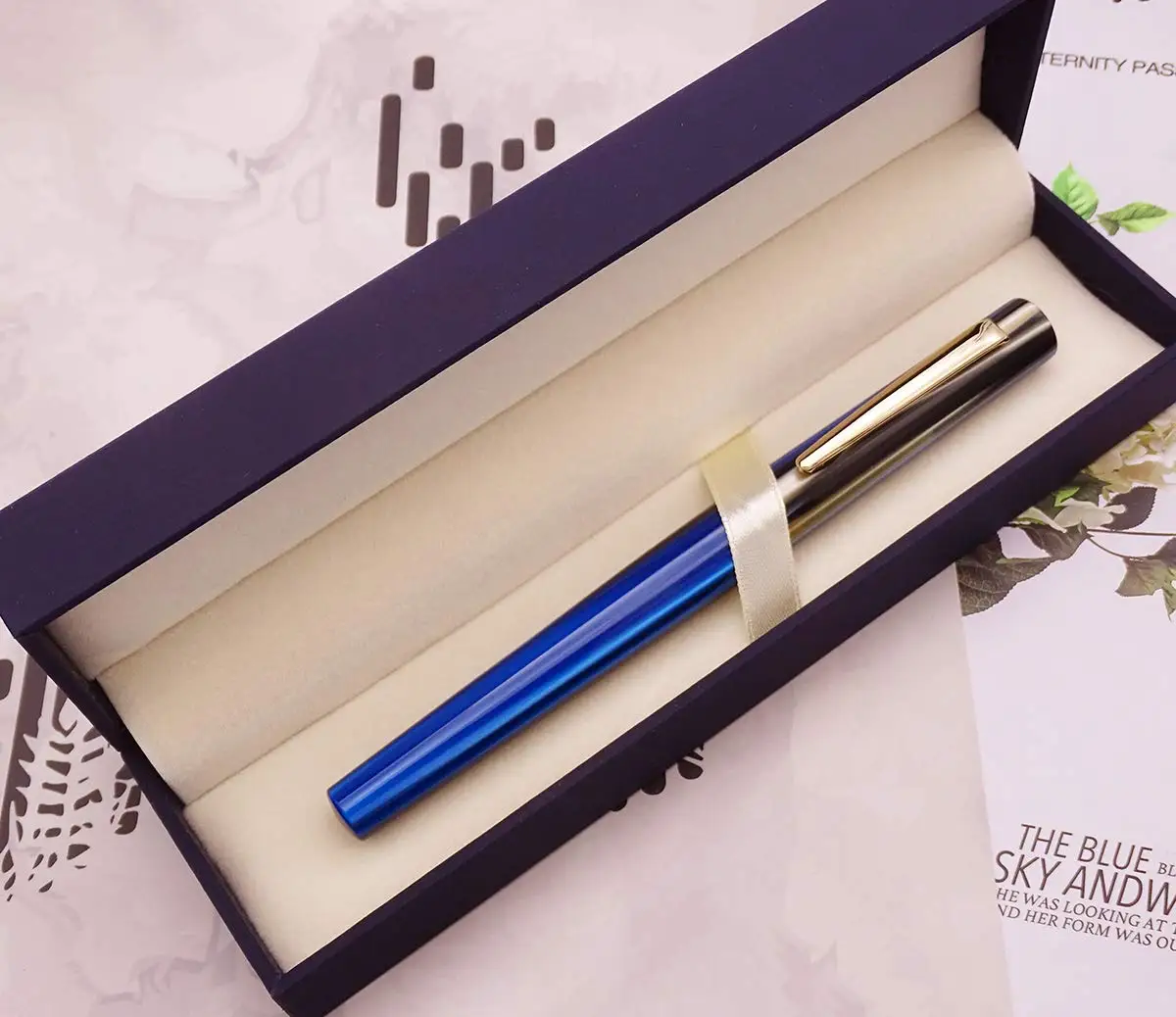 One Pen in Box Moonman N3 синяя целлюлоидная акриловая красивая полоска перьевая ручка Iridium EF/F Nib модная Отличная офисная авторучка в подарок - Цвет: One Pen in Box