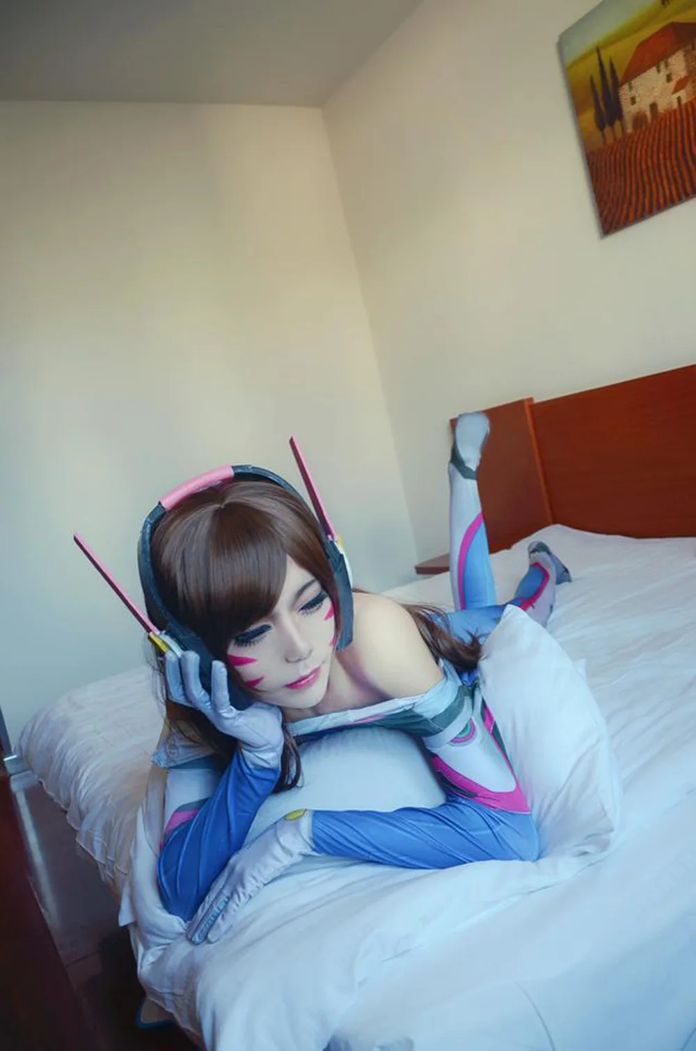 VEVEFHAUNG игра OW DVA D. va Copslay костюм коричневый цвет Hana песня парик Peruca DVA Косплей Длинные женские 65 см Парики