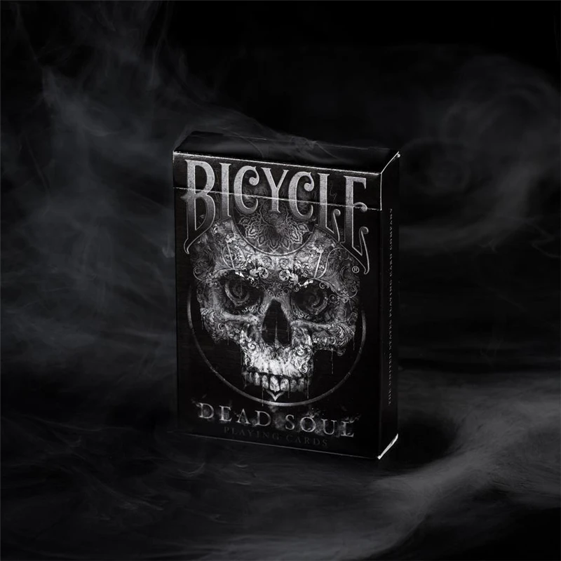 Koop 1 Dek Fiets Dode Soul Speelkaarten Goocheltrucs zwarte Kleuren Standaard Poker Magic Card Game Entertainment