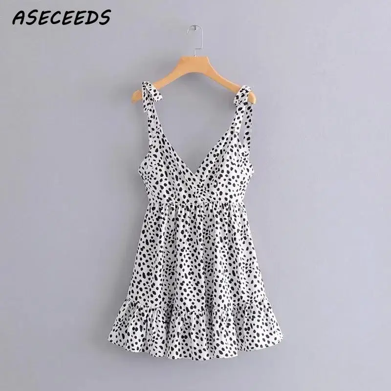 

Summer dress 2019 vintage chiffon beach mini dress women leopard dress elegant sexy spaghetti strap female white dress vestidos