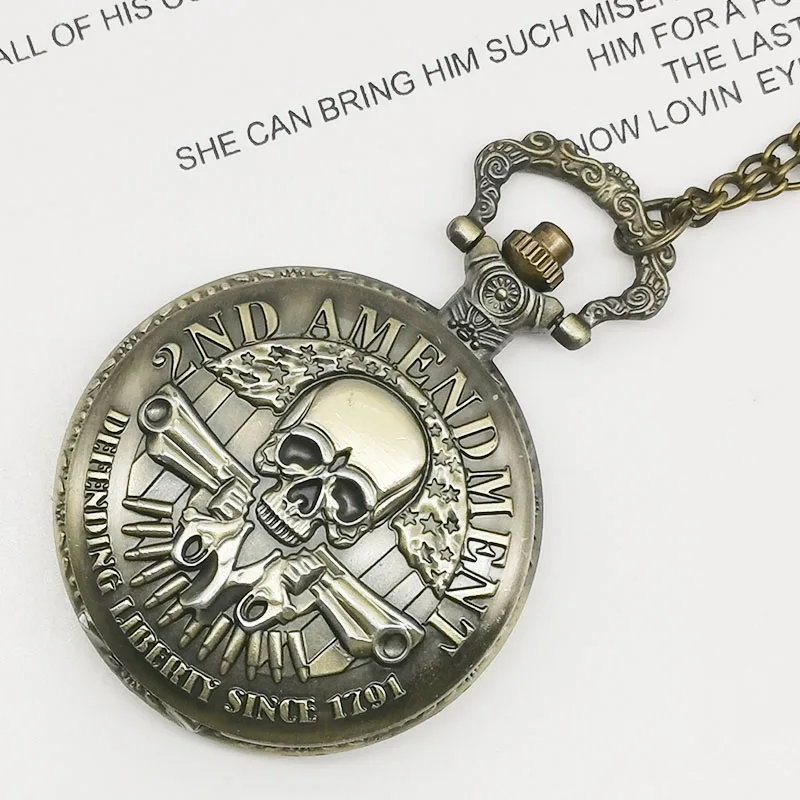

Top Brand Vintage The Punisher Skull Pocket Watch Chain Watch Antique Quartz Pocket Watch Fob Watches Best Gift TD2022