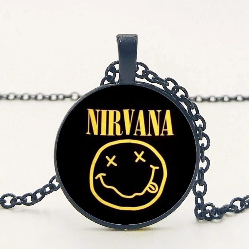 

2019/fashion Popular Rock Band Smile Nirvana Band Crystal Glass Pendant Necklace Jewelry Wholesale