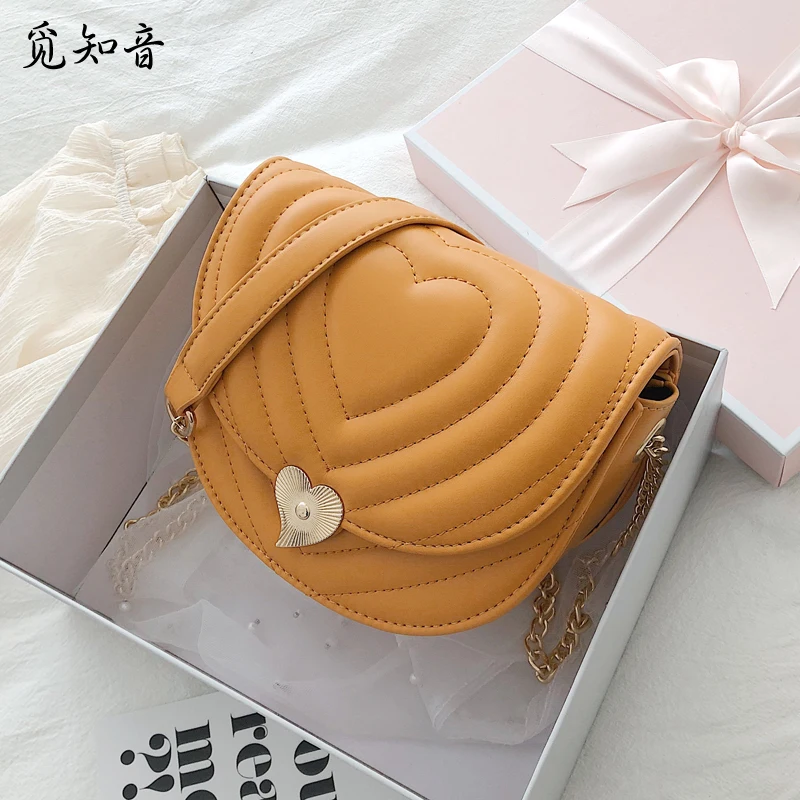 

Luxury Brand Saddle Bag 2019 Summer New High Quality Pu Leather Women's Designer Handbag Lock Chain Shoulder Messenger Bag