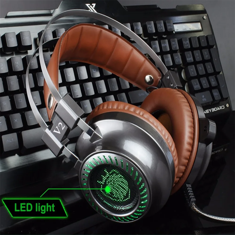 

Gaming Headphones Headset gamer LED Light Hi-Fi MP3 Earphone microphone for computer Stereo V2 Gaming PC Light fone de ouvido