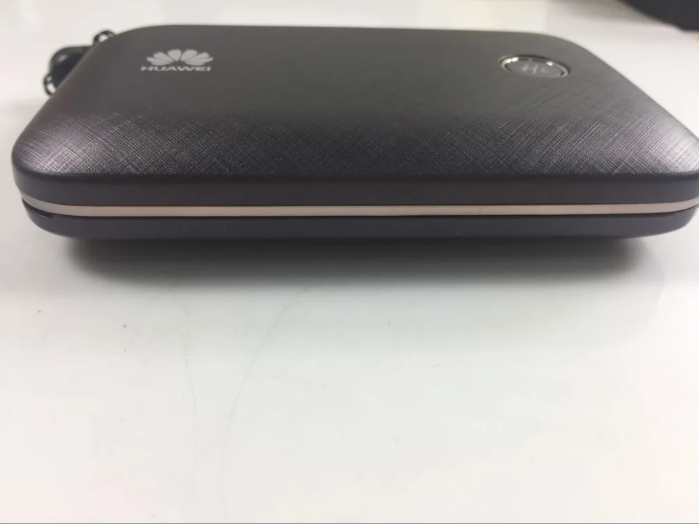 راوتر محمول من هواوي بطارية بسعة 9600ملي امبير