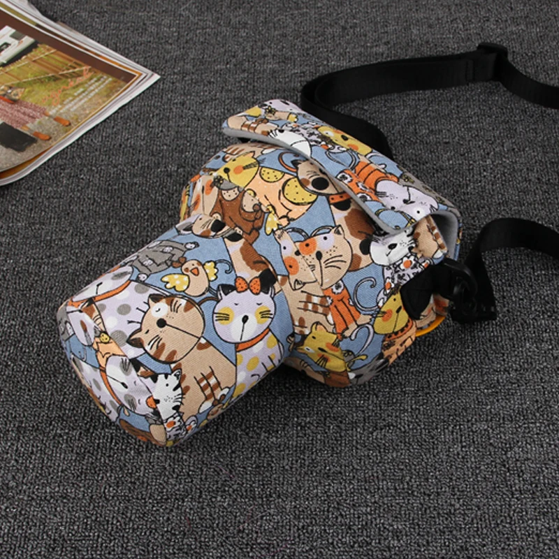 

Roadfisher Large Vintage Camera Shoulder Pig Bag Insert Case Fit DSLR Canon Nikon Sony 30D 40D 50D 60D 70D D70 D80 D90 D7000