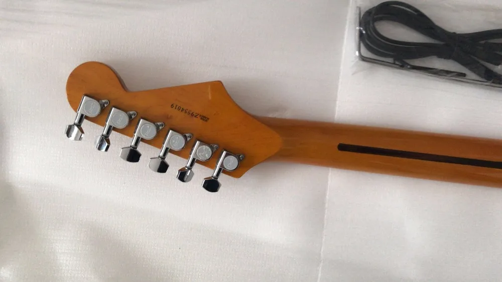 Wholesale New Arrival Left Handed 6 String STR Electric Guitar In Silver 180305