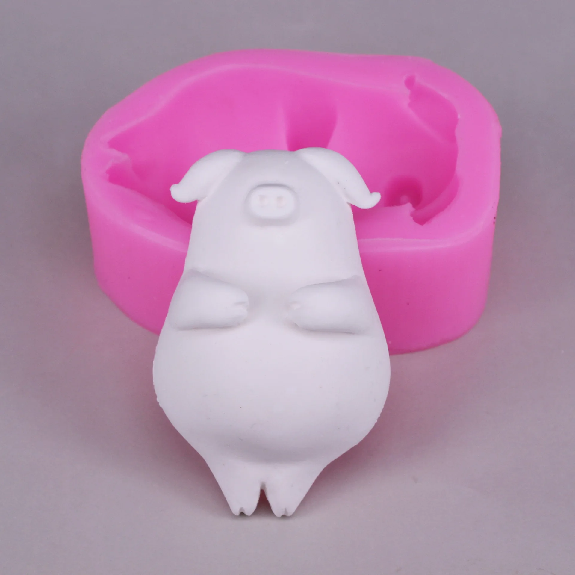 

Child Handmade Craft Toy Decoration Ceramic Work Making Clay Mold cute piggy gypsum decorative aromatherapy silicone mold