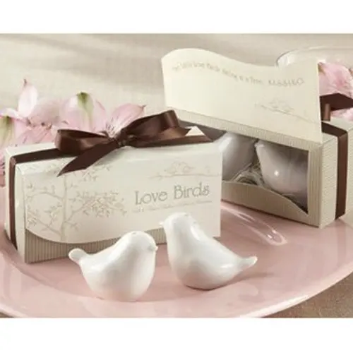 

PHFU 1 Set of Love Birds Ceramic Salt and Pepper Shakers - White