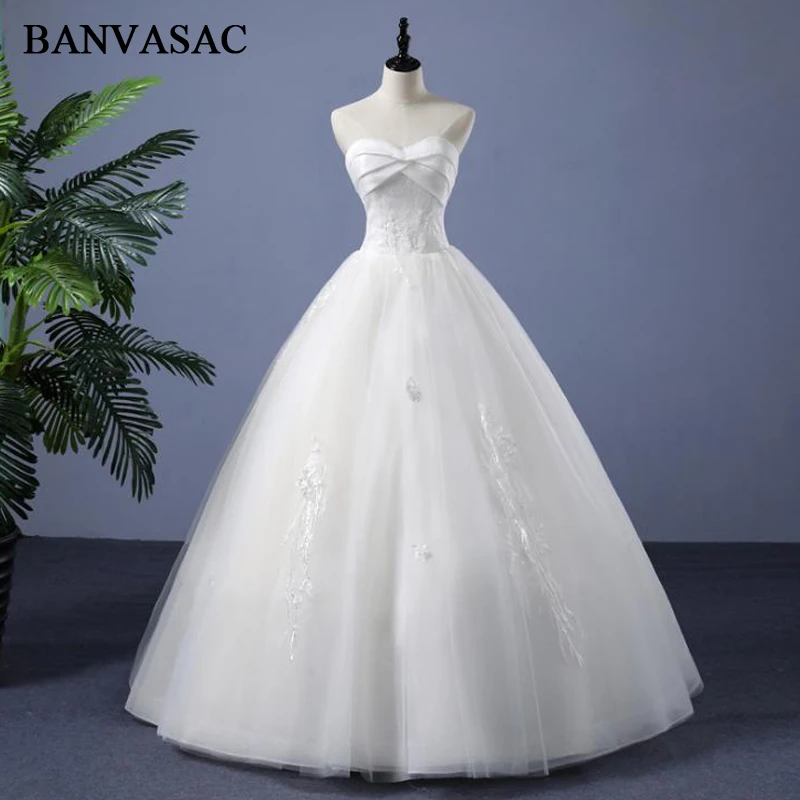 

BANVASAC Real Photos Ball Gown Lace Appliques Strapless Wedding Dresses 2018 Pleat Embroidery Plus Size Bridal Gowns