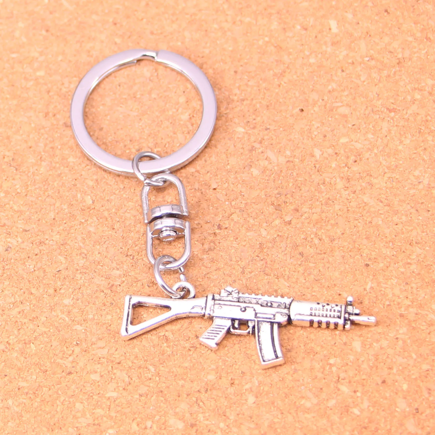 20Pcs machine gun assault rifle Keychain Novelty Gadget Trinket