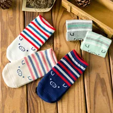 Женские летние милые короткие хлопковые носки в полоску с принтом свинки 5 цветов ZDL031