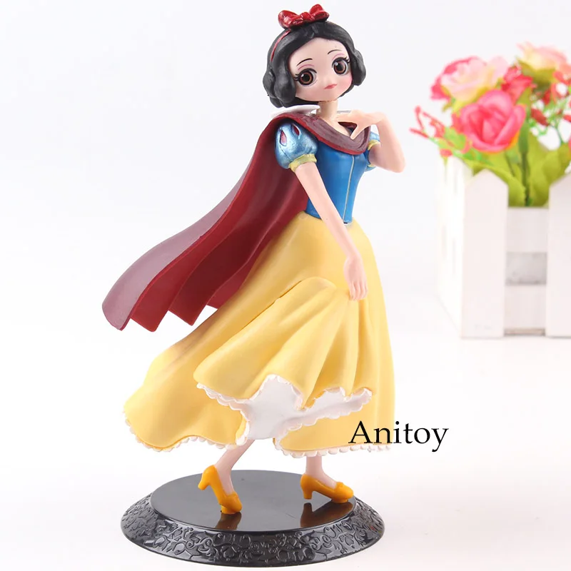 

Snow White and the Seven Dwarfs Figure Princess Dolls Crystalux Snow White PVC Action Figures Collection Model Hot Toys
