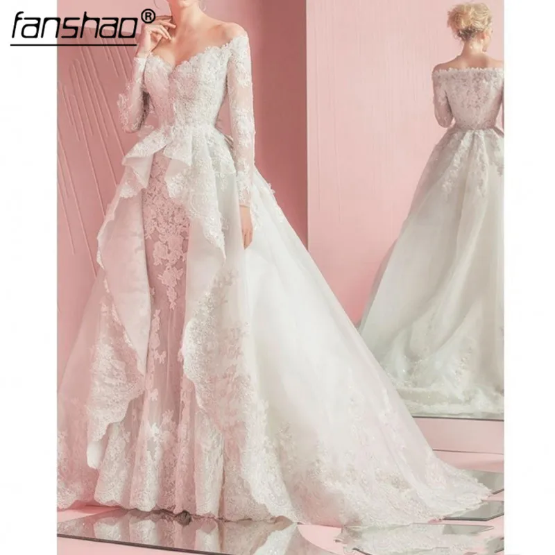 

2019 Muslim Wedding Dress Detachable Train V-neck Long Sleeves Appliques Beads Dubai Arabic Wedding Gown Bridal Dress