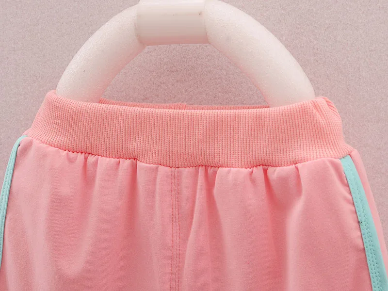 4044230925_447309912