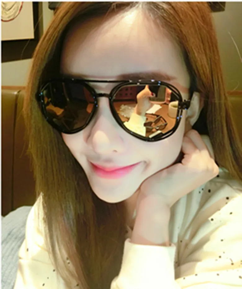 2017 new style polygon V brand sunglasses Dazzle colour reflective