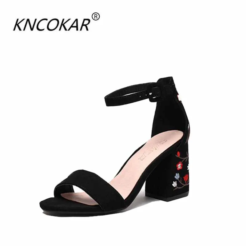 

Summer women's shoes are vintage embroidered shoes with a pair of sandals with high heels and embroidered national style