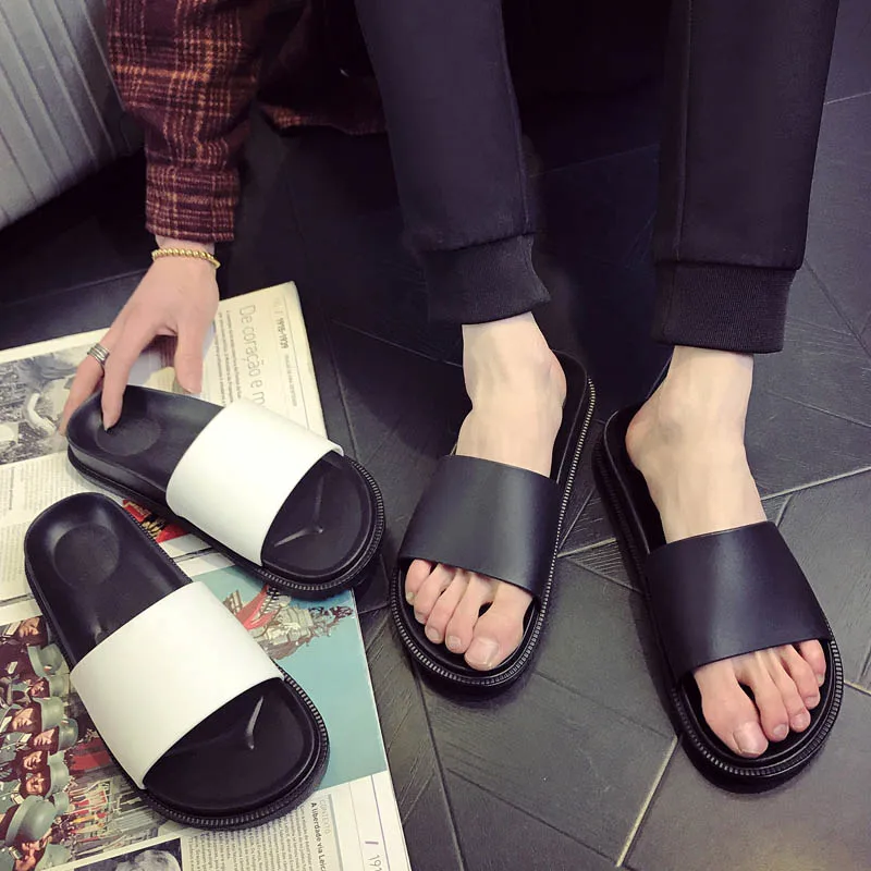

2019 Men's Slippers Couples Indoor Home Slides Men Bathroom Slippers Summer Beach Shoes Outdoor Flip Flops Flat Casual Shoes