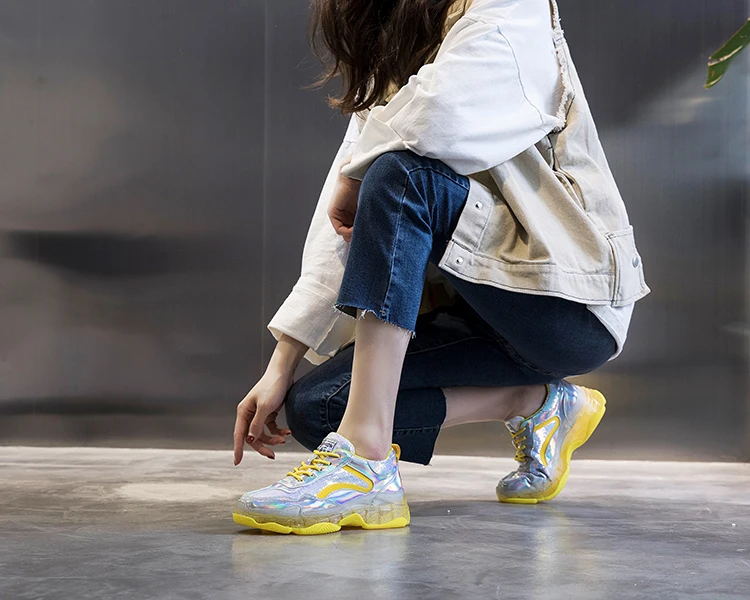 467A9376
