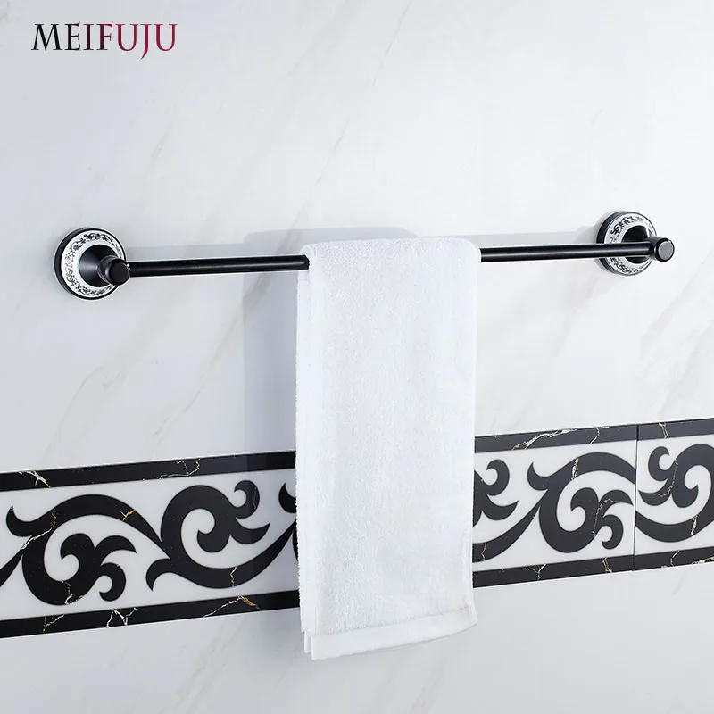 Blue and white porcelain with Ceramic bathroom accessories Products