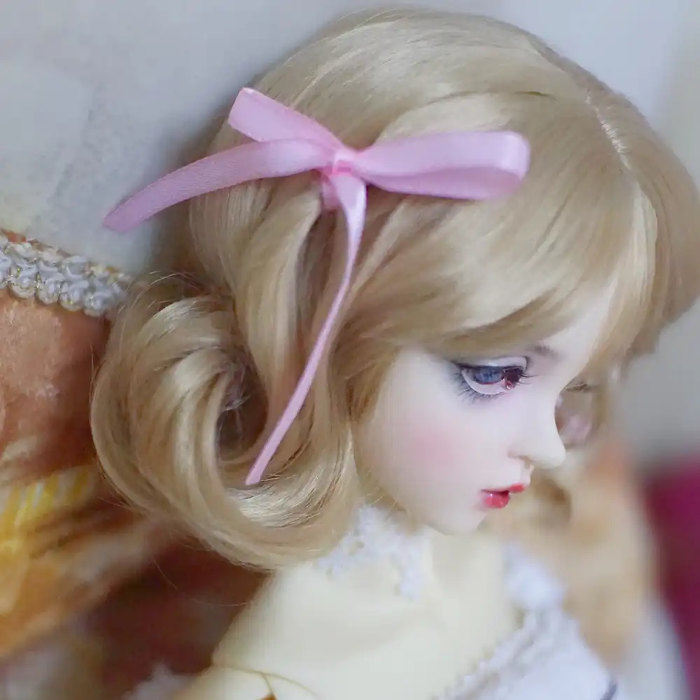 peinados para muñecas con pelo corto