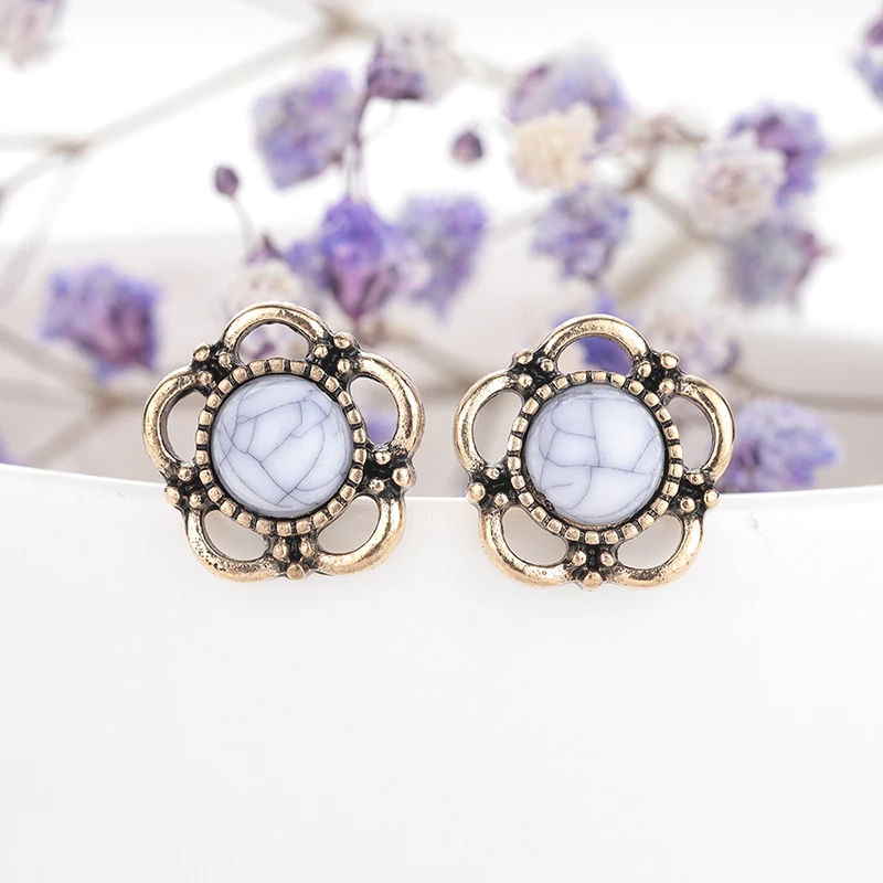 

Presale Fashion Geometry Acrylic Alloy Stud Earrings For Women Flower Water Drop Square Wedding Jewelry Wholesale New Bohemia