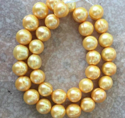 

Jewelr 006452 south sea baroque gold pearl necklace