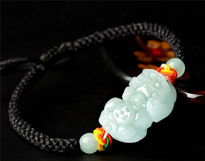 

2017 New Natural Jadeite A Stone Bracelet Handmade Weave 3D Carved PIXIU Women Men's Gift Bracelets Jades Jewelry+Red/Black Rope