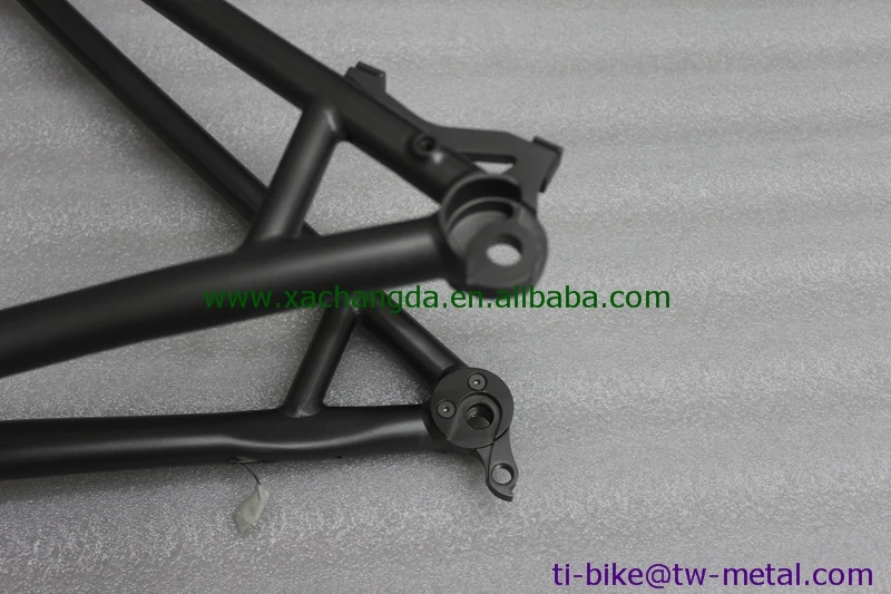 Sale Custom titanium touring bike frame with curved tubes, XACD titanium bike frame, China titanium cheap bike frame 5