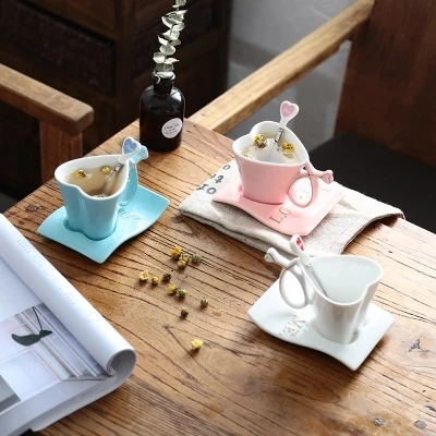 180 мл плоская чайная чашка наборы блюдец Китай керамическая чашка в форме сердца креативные пары кофейная чашка Британский послеобеденный чай свадебный подарок