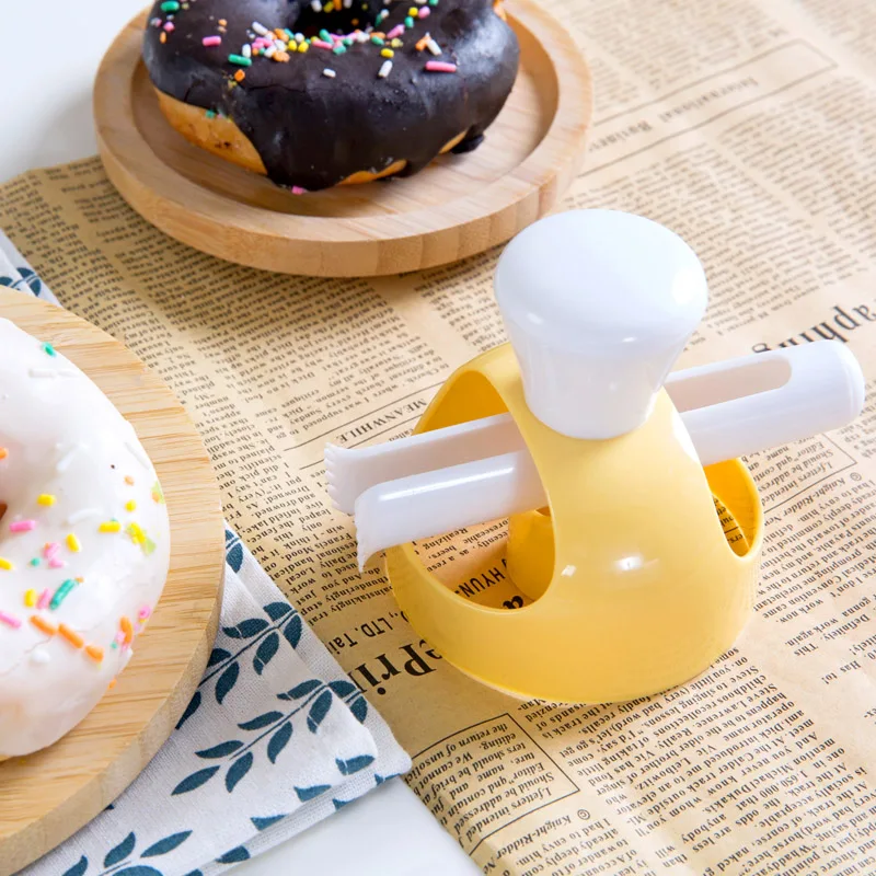 TUUTH Hand Pressure Yellow Donut Mold Kitchen Baking Tools Cute DIY Cake Dessert Molds Cake Decorating Kitchen Tools2