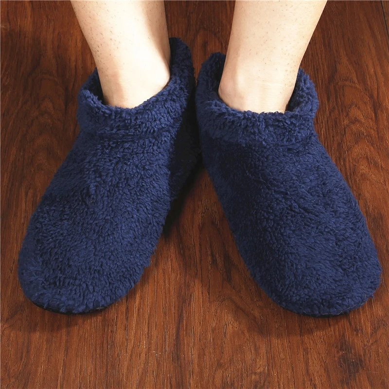 Зимняя мужская теплая однотонная фланелевая домашняя плюшевая обувь на мягкой подошве для мужчин; Домашние меховые тапочки для спальни; большие размеры - Цвет: Тёмно-синий