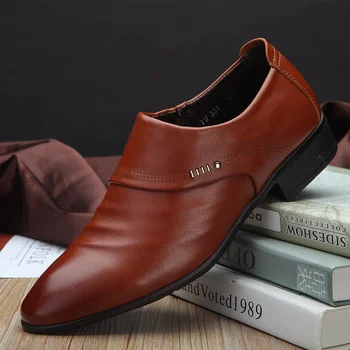 

2019 Big size fashion Mature man soft leather shoes flats shoes wedding Business dress dad slip on Pointed toe shoes F1-12