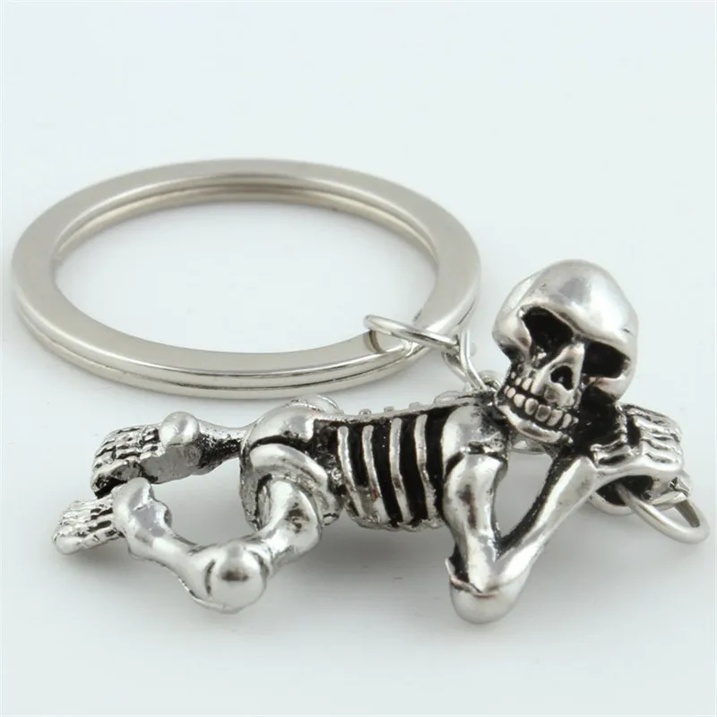 DEERIPA Skull Keychain for Men Luxury Car Keychains for Couples Fashion