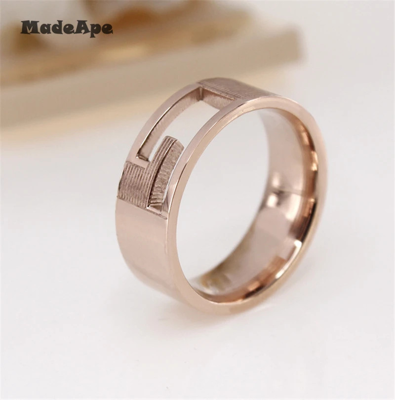 MadApe Trendy Women Hollow Rings 316L Stainless Steel Couple Ring Rose Gold Color 7mm Width For Women Men Wedding Rings