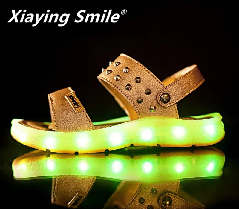 

Xiaying Smile Boys Girls Luminous LED Shoes Children Sandals Flats Gladiator Summer Colorful Light Cool Casual Loop Rivet Shoes