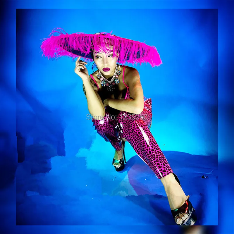 Nightclub-Sexy-Lady-Pink-Leopard-Dance-Suit-With-Feathers-Pink-Big-Hat-Halloween-Ballroom-Costumes-Party (1)_
