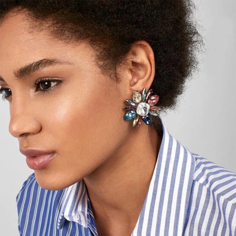 

Lalynnlys 2019 Hot Vintage Drop Earrings Boho Statement Rhinestone Crystal Dangle Earrings Party Wedding Jewelry Gifts E50751